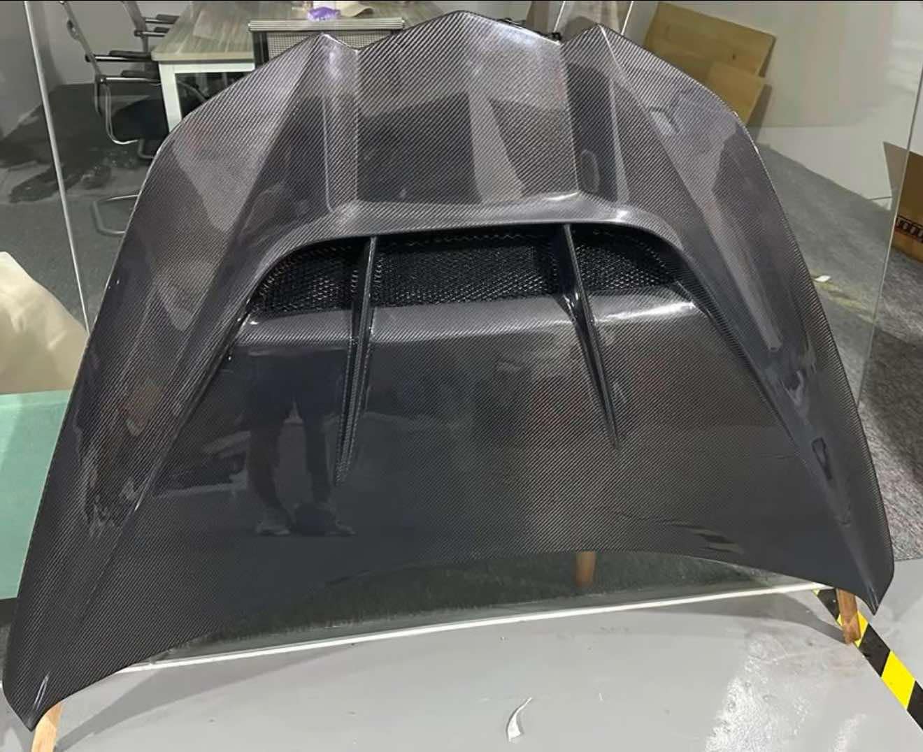 Carbon Fiber C8 Hood 2020+